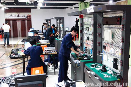 2019計(jì)算機(jī)應(yīng)用技術(shù)專業(yè)就業(yè)方向與就業(yè)前景如何 2019計(jì)算機(jī)應(yīng)用技術(shù)專業(yè)就業(yè)方向與就業(yè)前景如何
